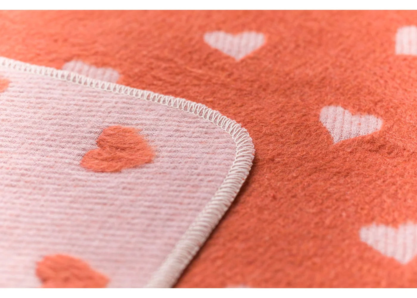 Babydecke Herzchen Beige - Carla von David Fussenegger