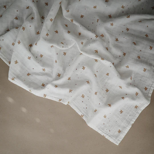 Swaddle aus Bio-Baumwolle – vielseitige Puckdecke - Spatzenmotiv